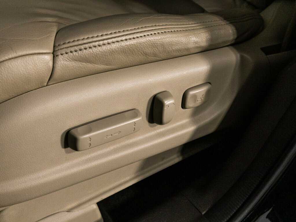 Б/У Хонда ЦР-В 2013 года. Фото: #14