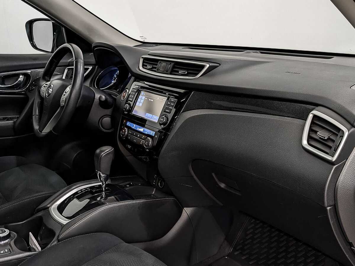 Б/У Ниссан Икс-Трейл 2016 года. Фото: #12