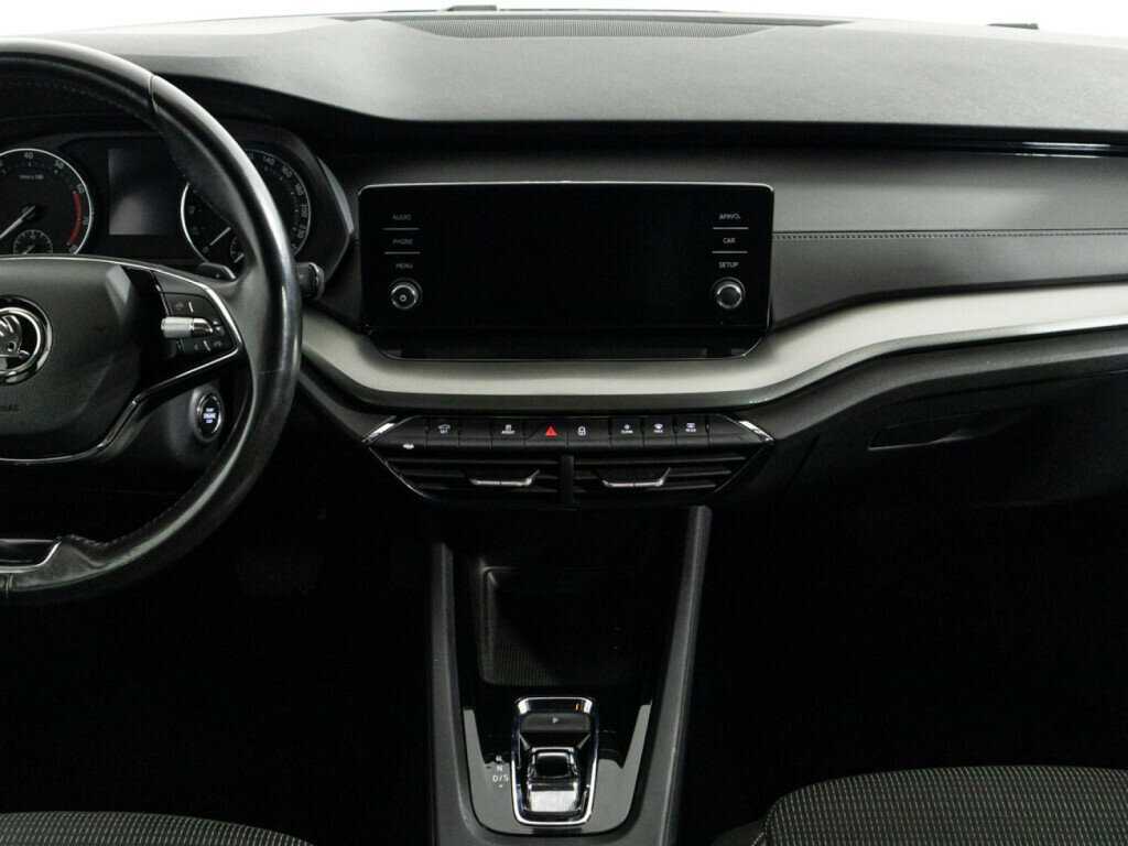 Б/У Шкода Октавия 2020 года. Фото: #13