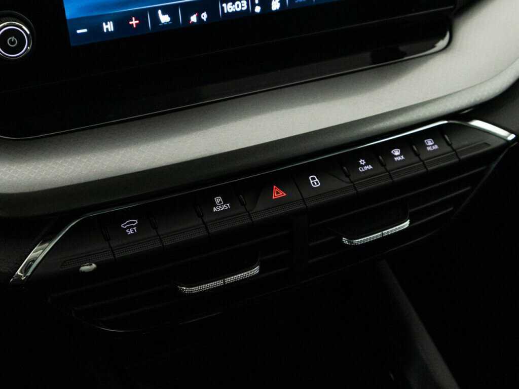 Б/У Шкода Октавия 2020 года. Фото: #18