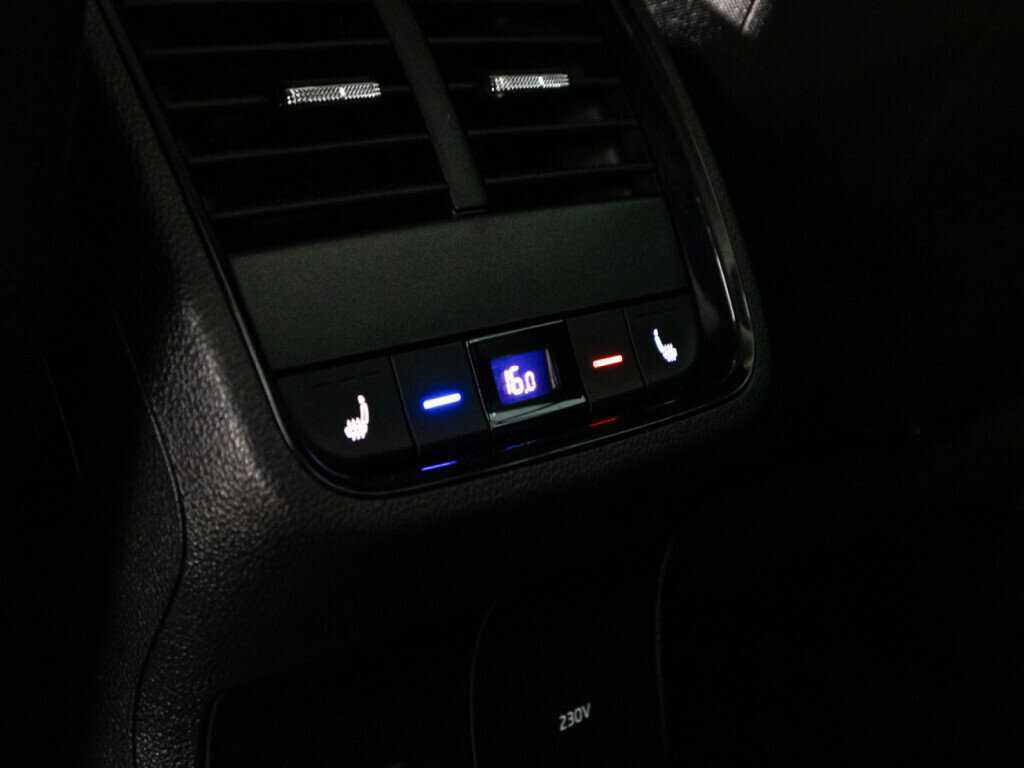 Б/У Шкода Октавия 2020 года. Фото: #20