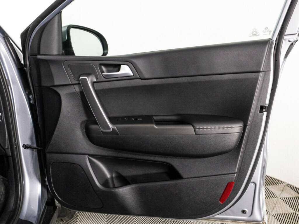 Б/У Киа Спортейдж 2021 года. Фото: #23