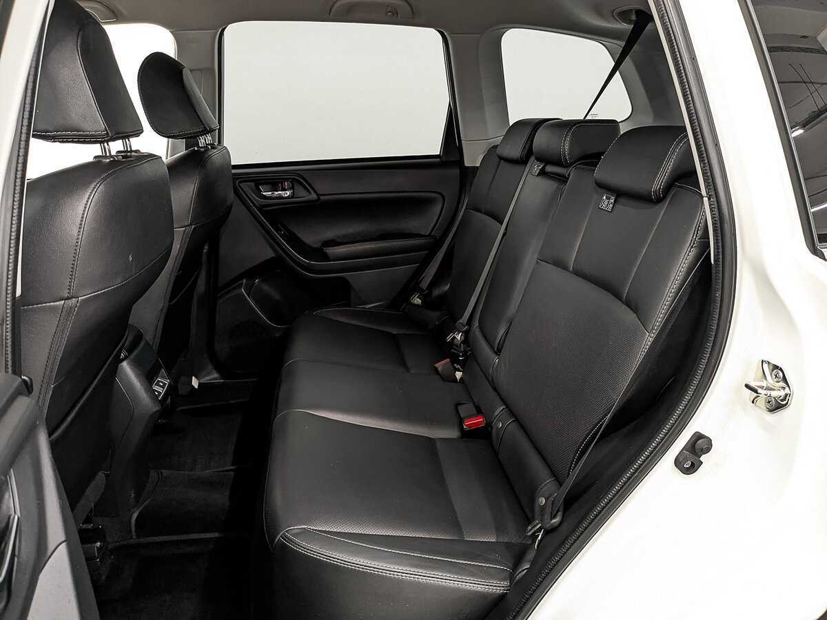 Б/У Субару Форестер 2018 года. Фото: #16