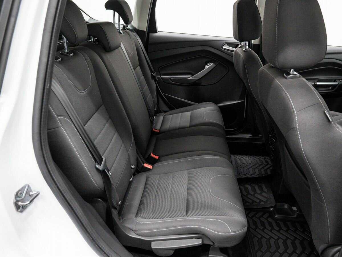 Б/У Форд Куга 2015 года. Фото: #8