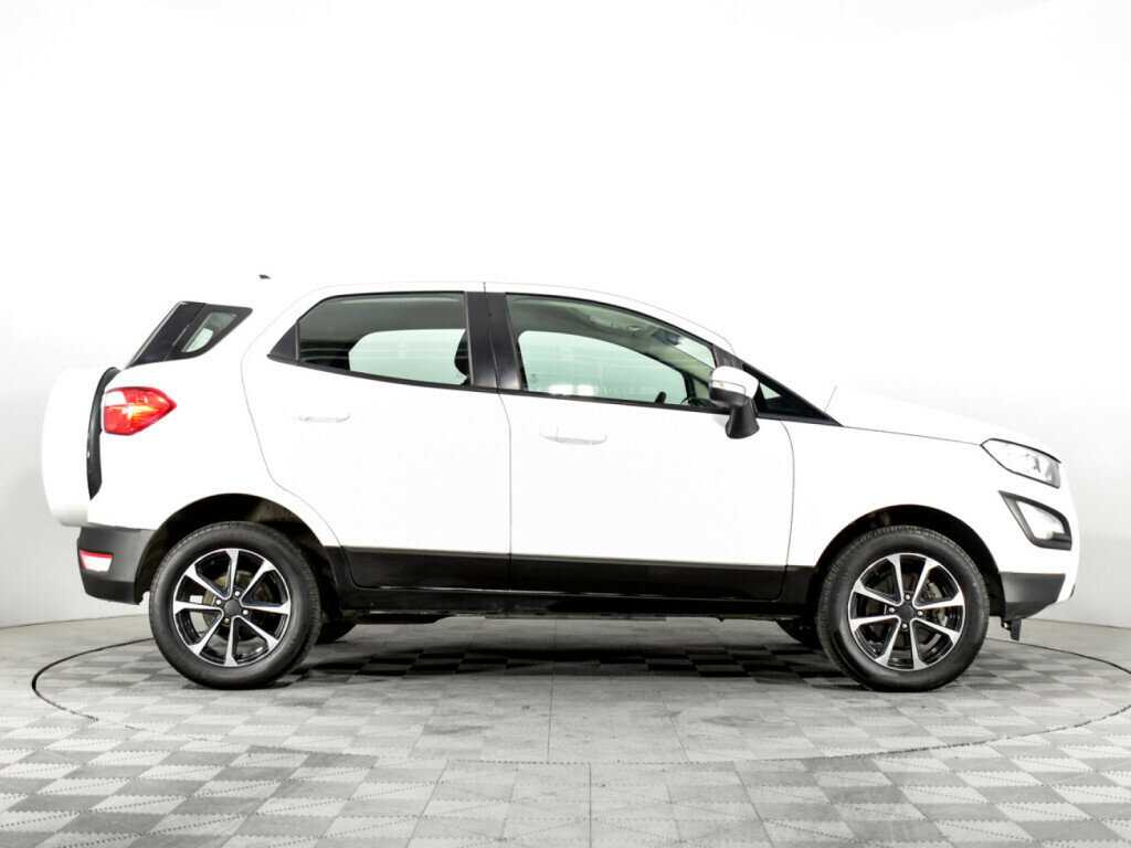 Б/У Форд ЭкоСпорт 2018 года. Фото: #3