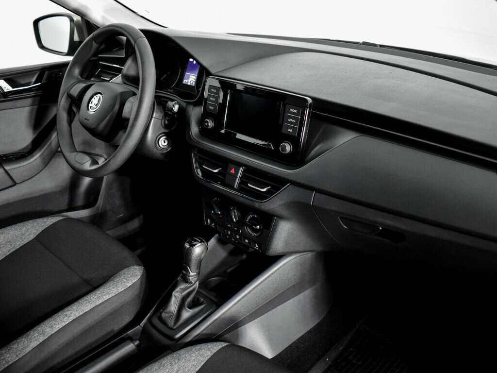 Б/У Шкода Рапид 2021 года. Фото: #8