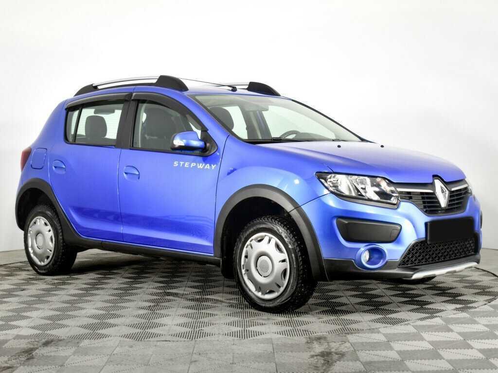 Б/У Рено Сандеро 2017 года. Фото: #2