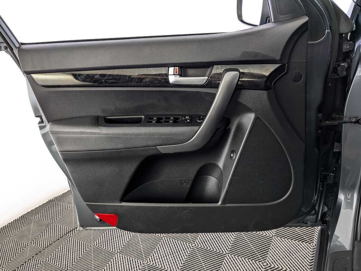 Kia Sorento 2018 года с пробегом. Фото: #18