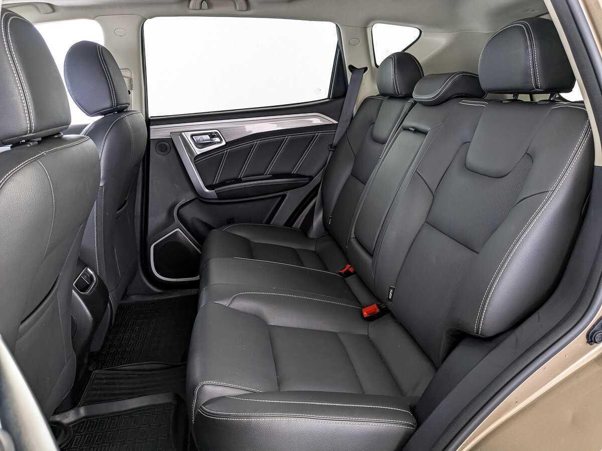 Б/У Джили Эмгранд Икс7 2019 года. Фото: #17