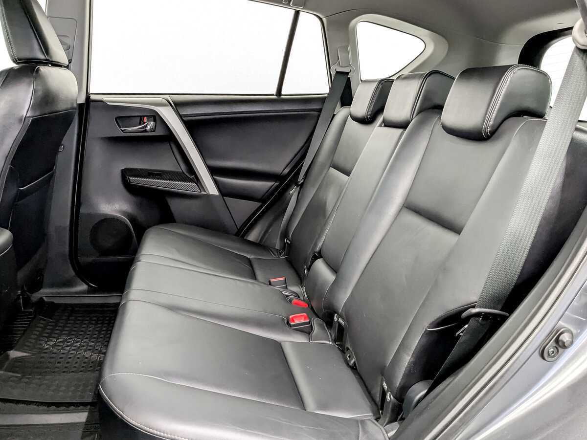 Б/У Тойота Рав4 2014 года. Фото: #11