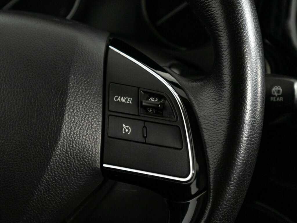 Б/У Митсубиши Оутлэндер 2018 года. Фото: #19