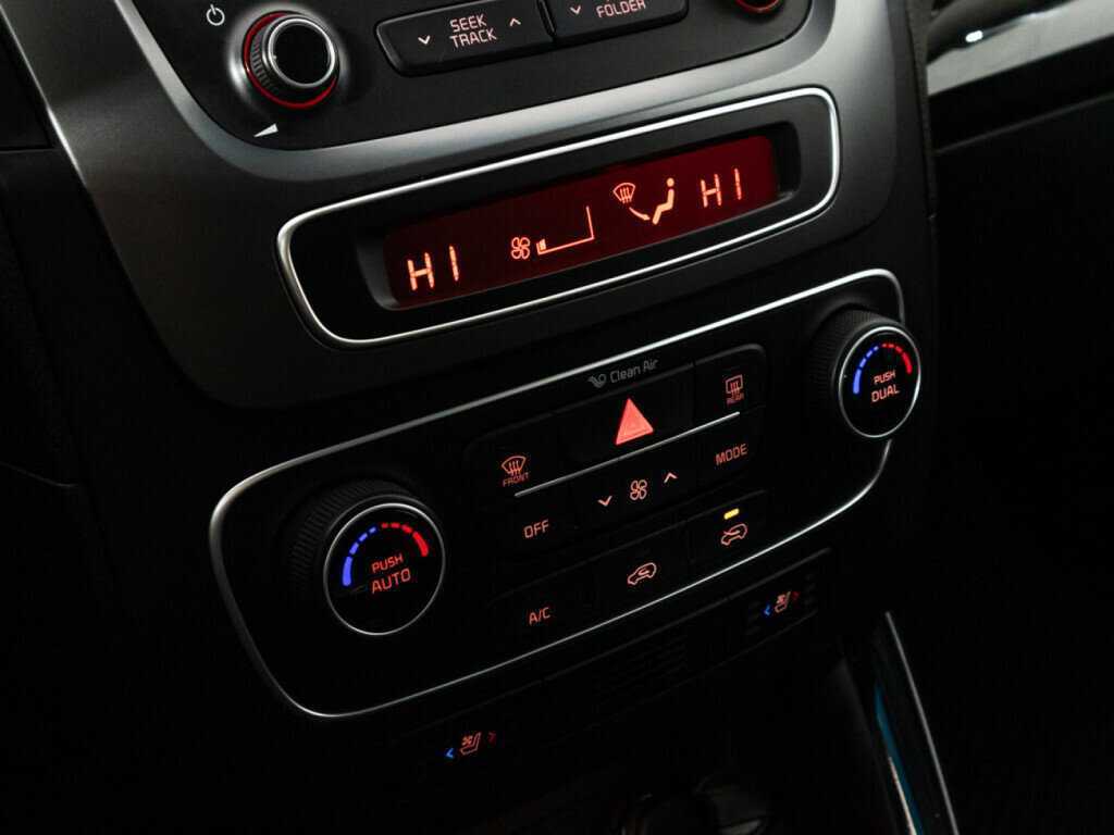 Б/У Киа Соренто 2019 года. Фото: #15