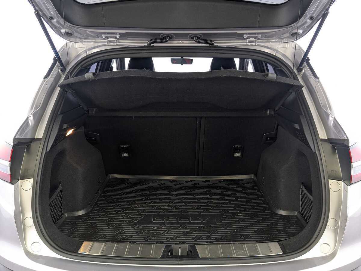 Б/У Джили Кулрэй 2023 года. Фото: #9