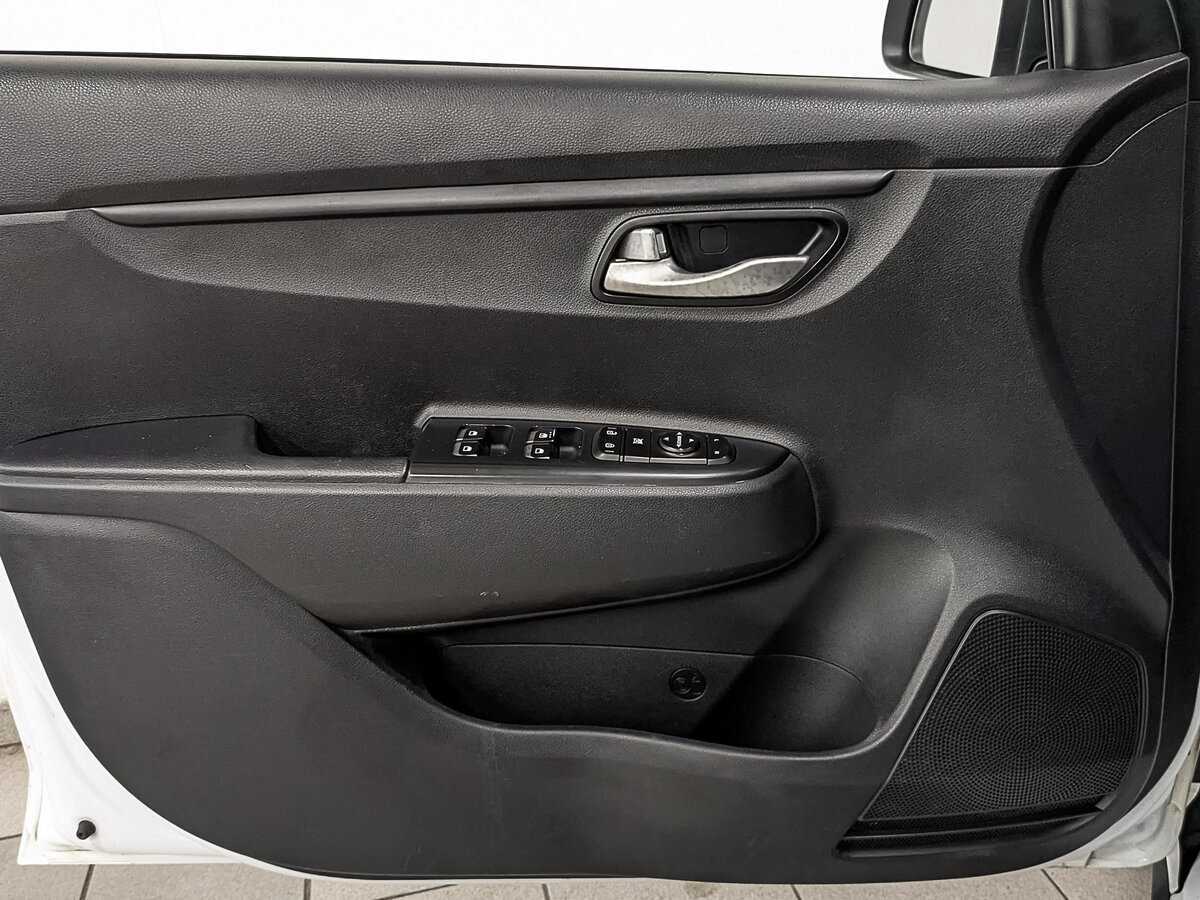 Б/У Киа Рио 2020 года. Фото: #17