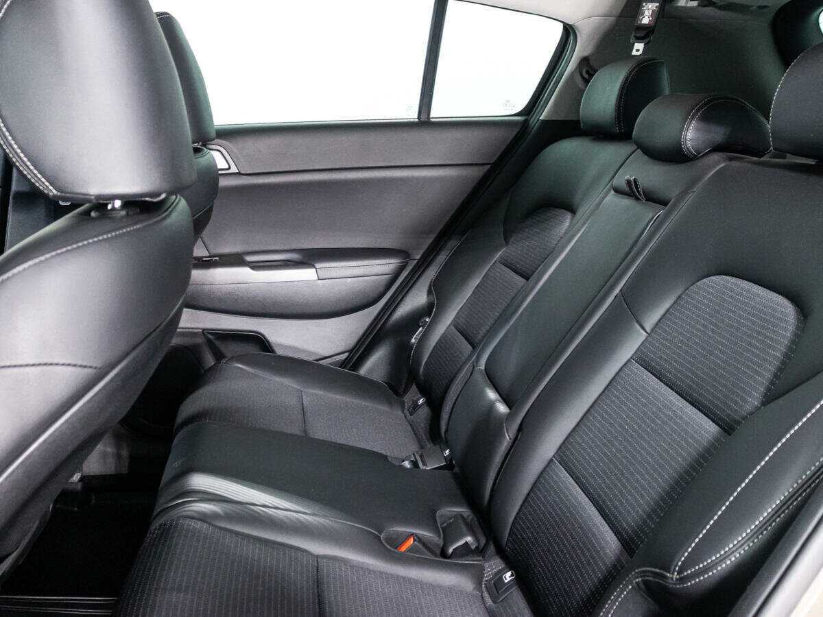 Б/У Киа Спортейдж 2017 года. Фото: #9