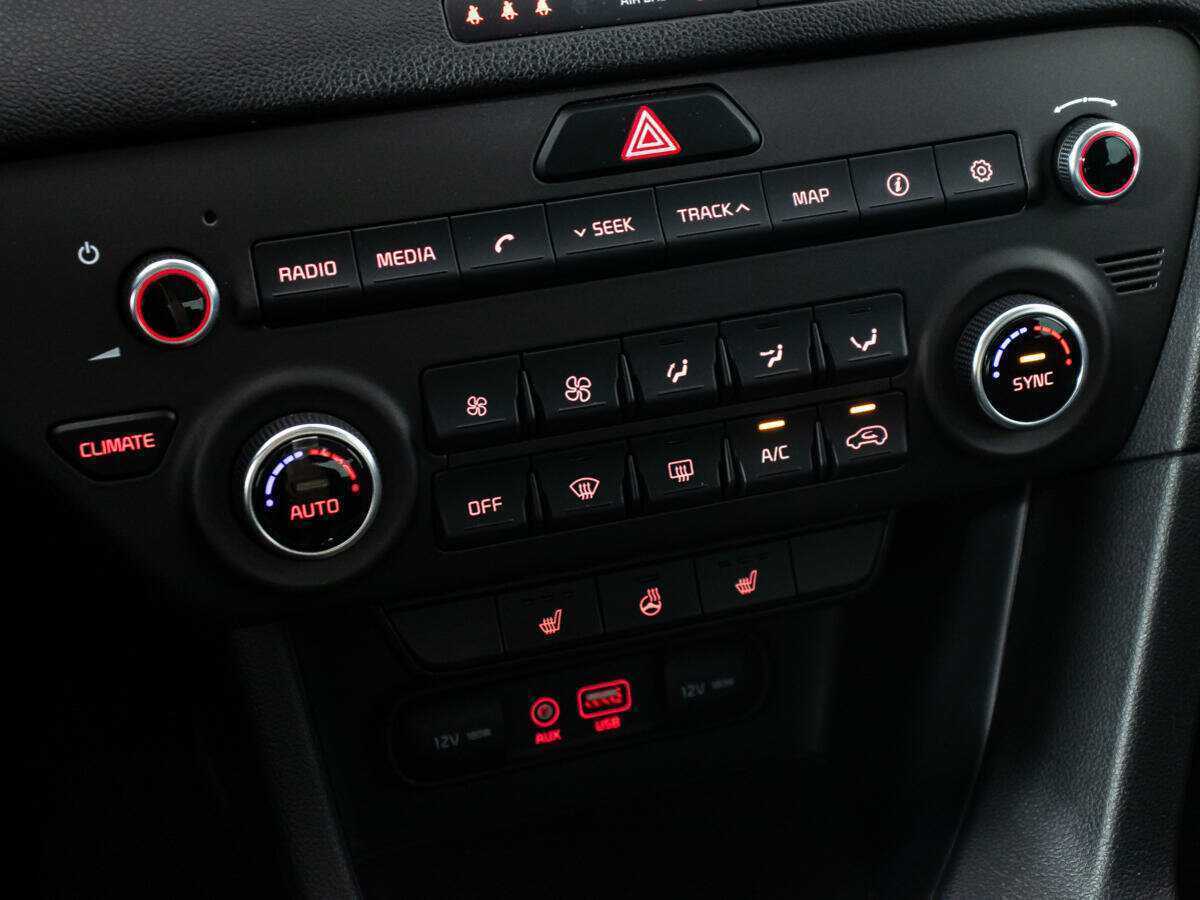 Б/У Киа Спортейдж 2017 года. Фото: #16