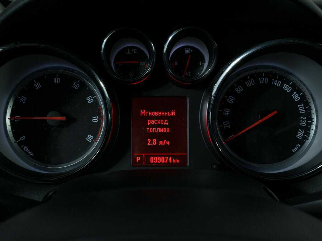 Б/У Опель Астра 2013 года. Фото: #10