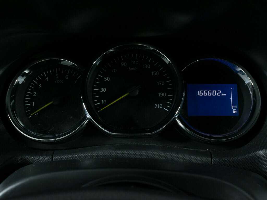 Б/У Рено Дастер 2016 года. Фото: #10