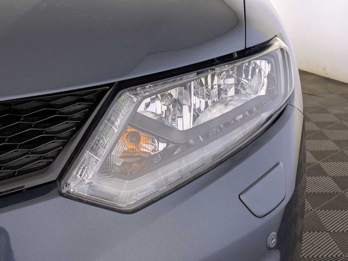 Б/У Ниссан Икс-Трейл 2016 года. Фото: #10