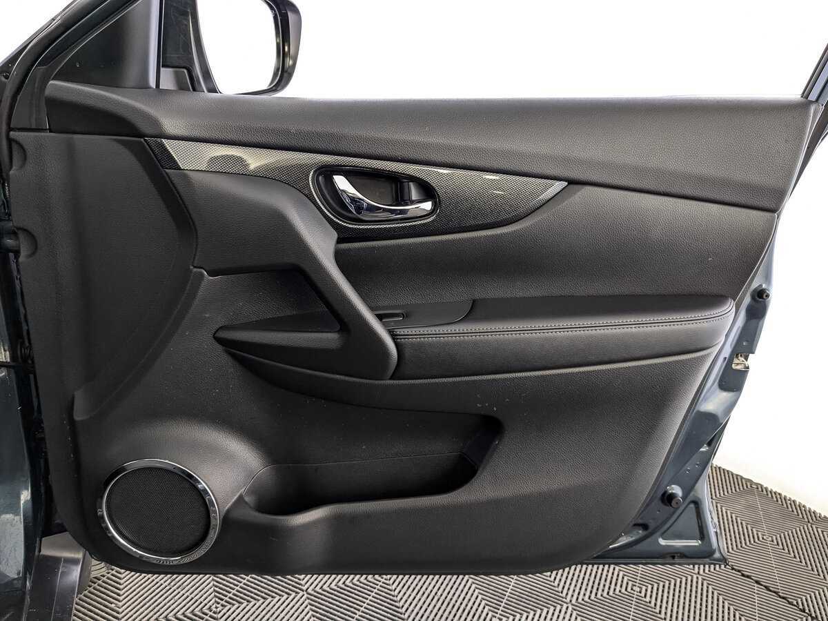 Б/У Ниссан Икс-Трейл 2016 года. Фото: #23