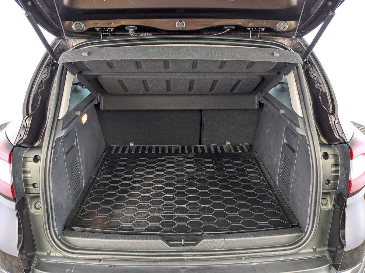 Б/У Рено Каптюр 2019 года. Фото: #9