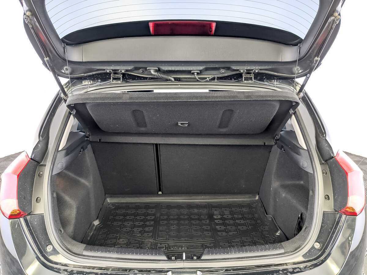 Б/У Киа Сид 2014 года. Фото: #9