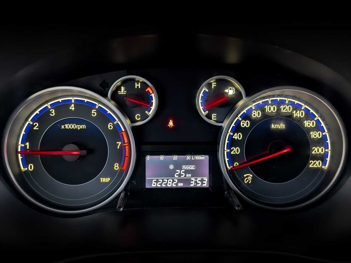 Б/У Сузуки С-Икс4 2012 года. Фото: #12