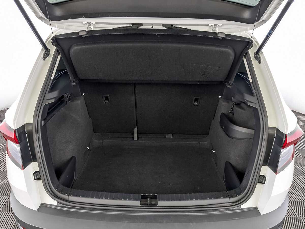 Б/У Шкода Карок 2021 года. Фото: #9