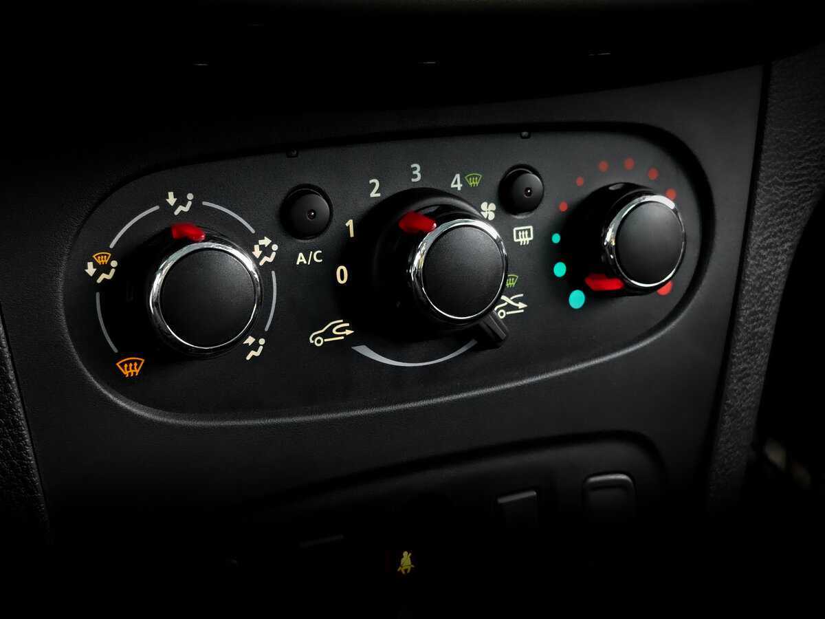 Б/У Рено Сандеро 2021 года. Фото: #22