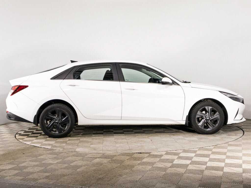 Б/У Хендай Елантра 2021 года. Фото: #3