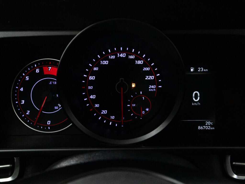 Б/У Хендай Елантра 2021 года. Фото: #11