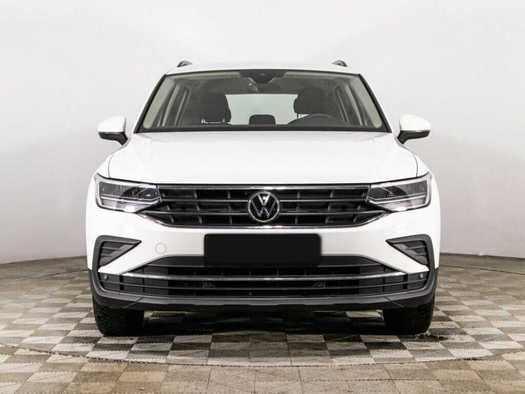 Volkswagen Tiguan 2021 года с пробегом. Фото: #1