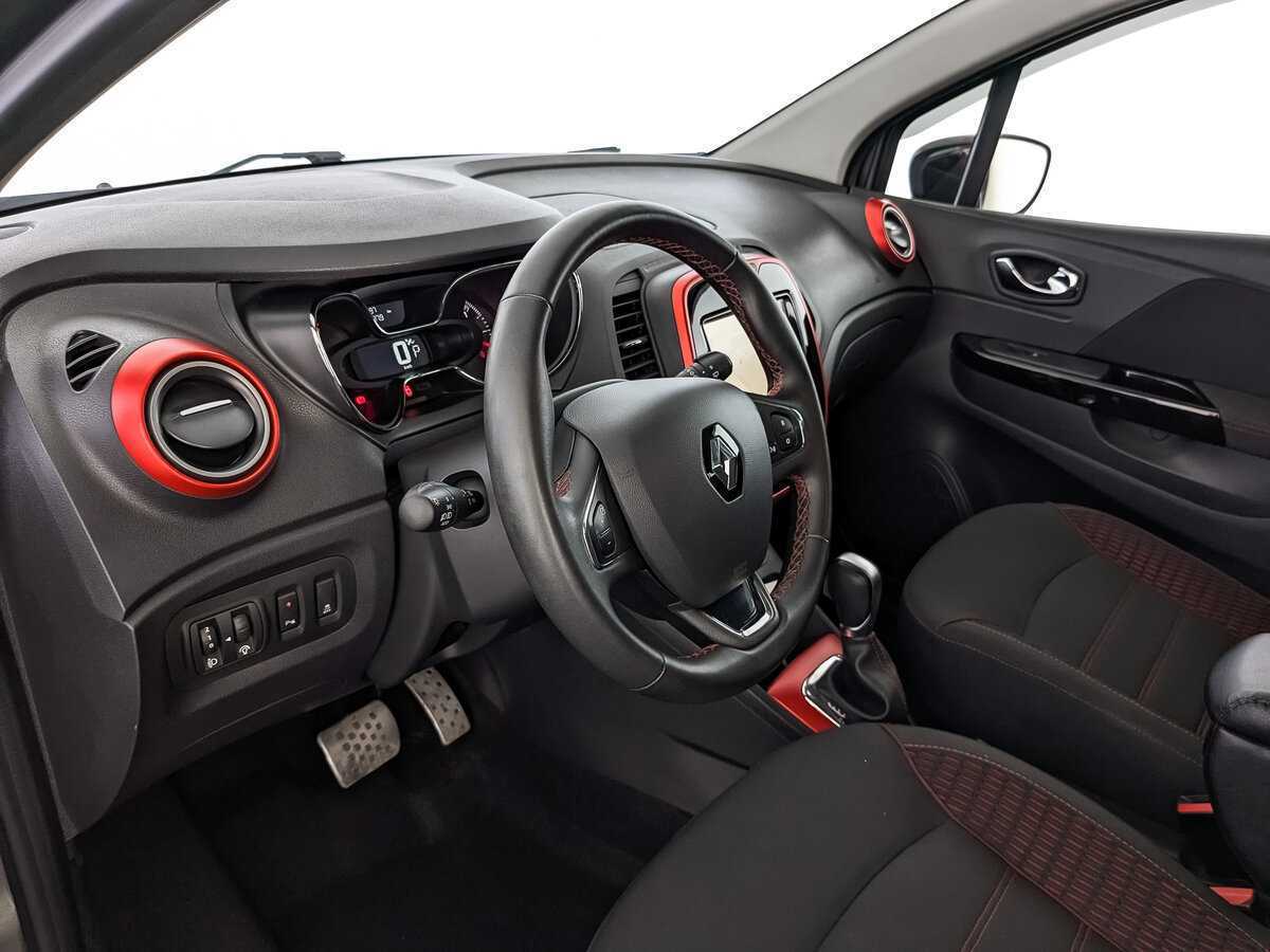 Б/У Рено Каптюр 2018 года. Фото: #14