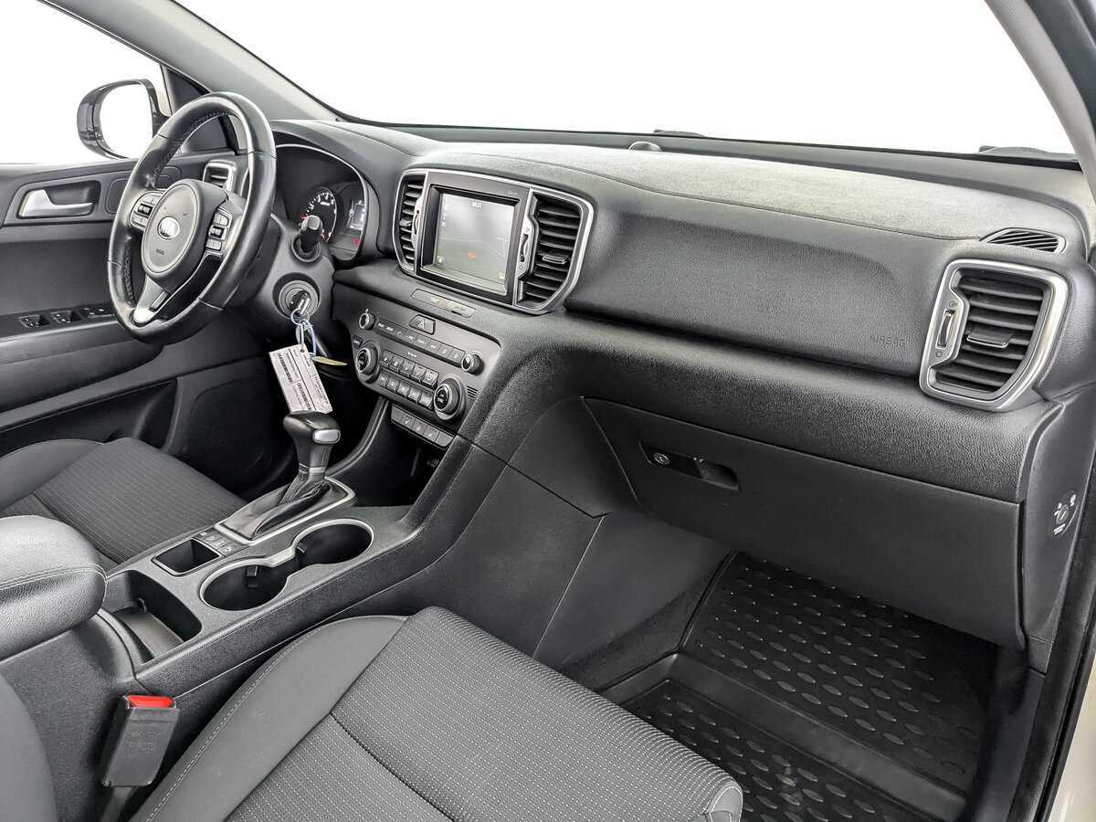 Б/У Киа Спортейдж 2017 года. Фото: #10