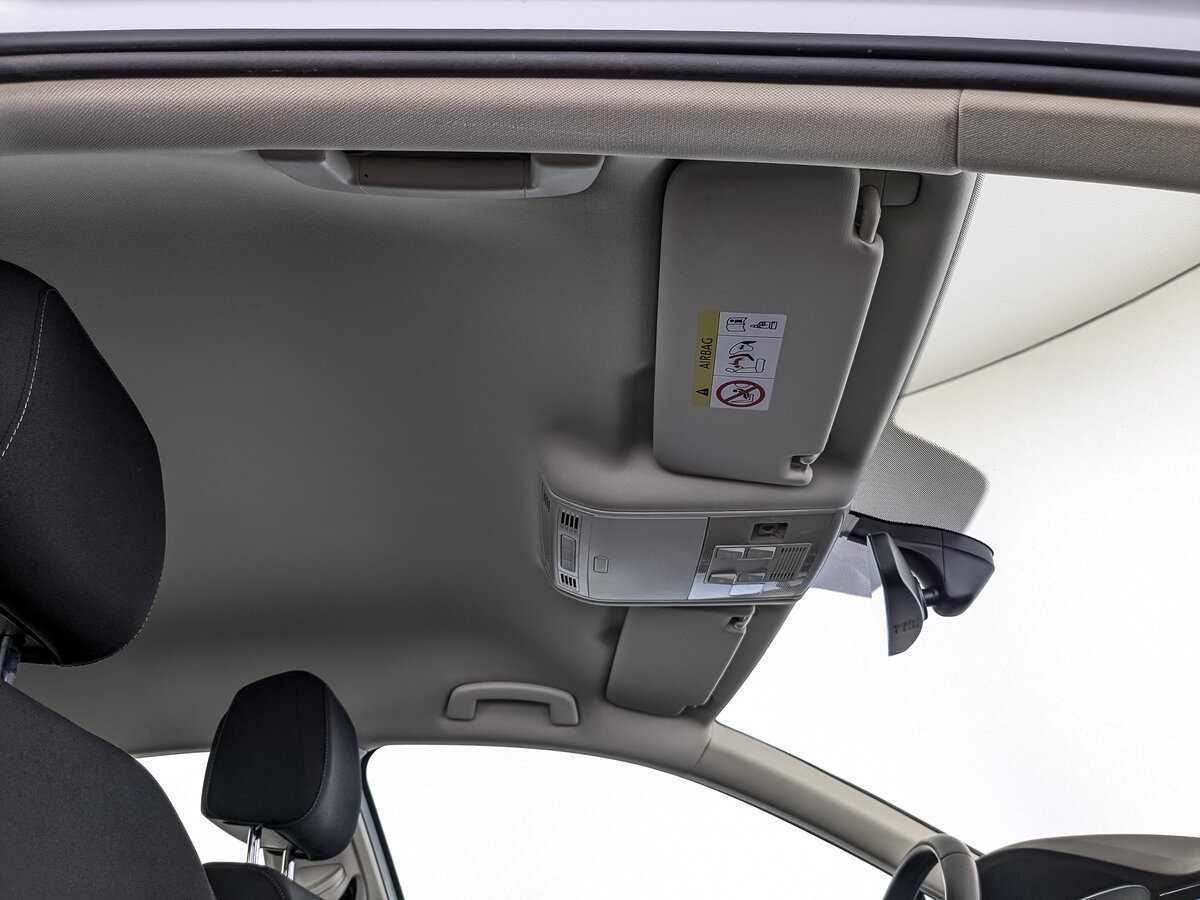 Б/У Фольксваген Пассат 2019 года. Фото: #22