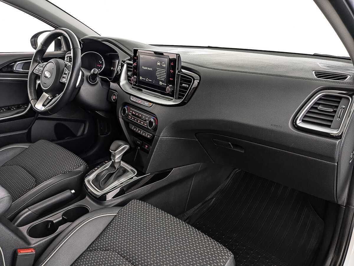 Б/У Киа Сид 2021 года. Фото: #12