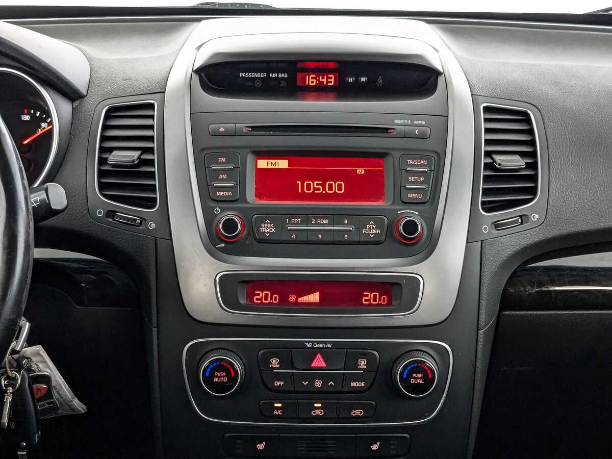 Б/У Киа Соренто 2016 года. Фото: #14