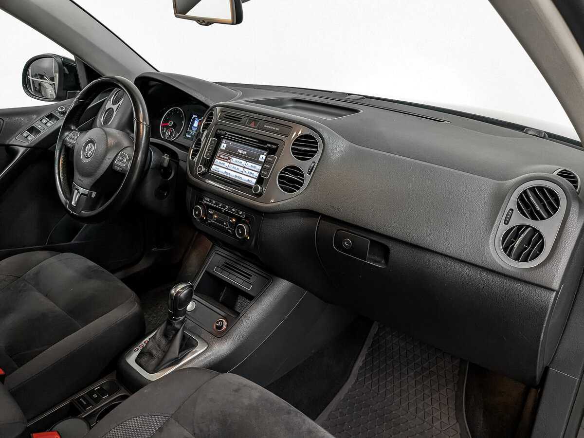 Б/У Фольксваген Тигуан 2015 года. Фото: #12