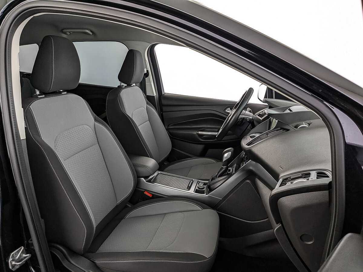 Б/У Форд Куга 2016 года. Фото: #23