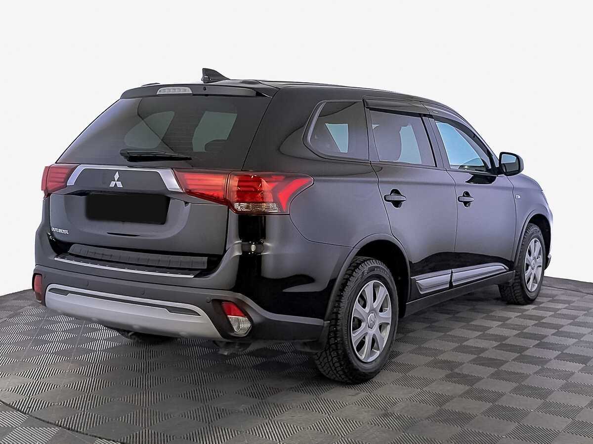 Mitsubishi Outlander 2021 года с пробегом. Фото: #4