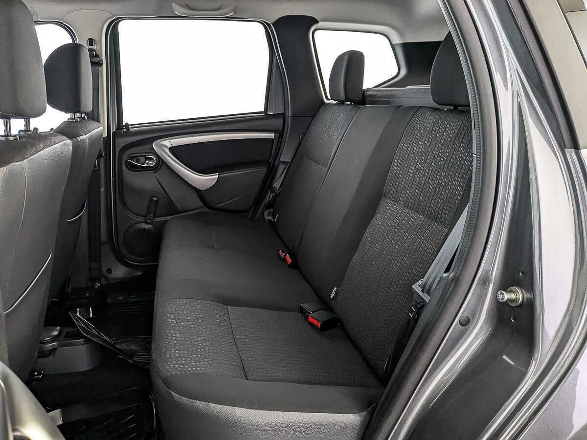 Б/У Ниссан Террано 2015 года. Фото: #17