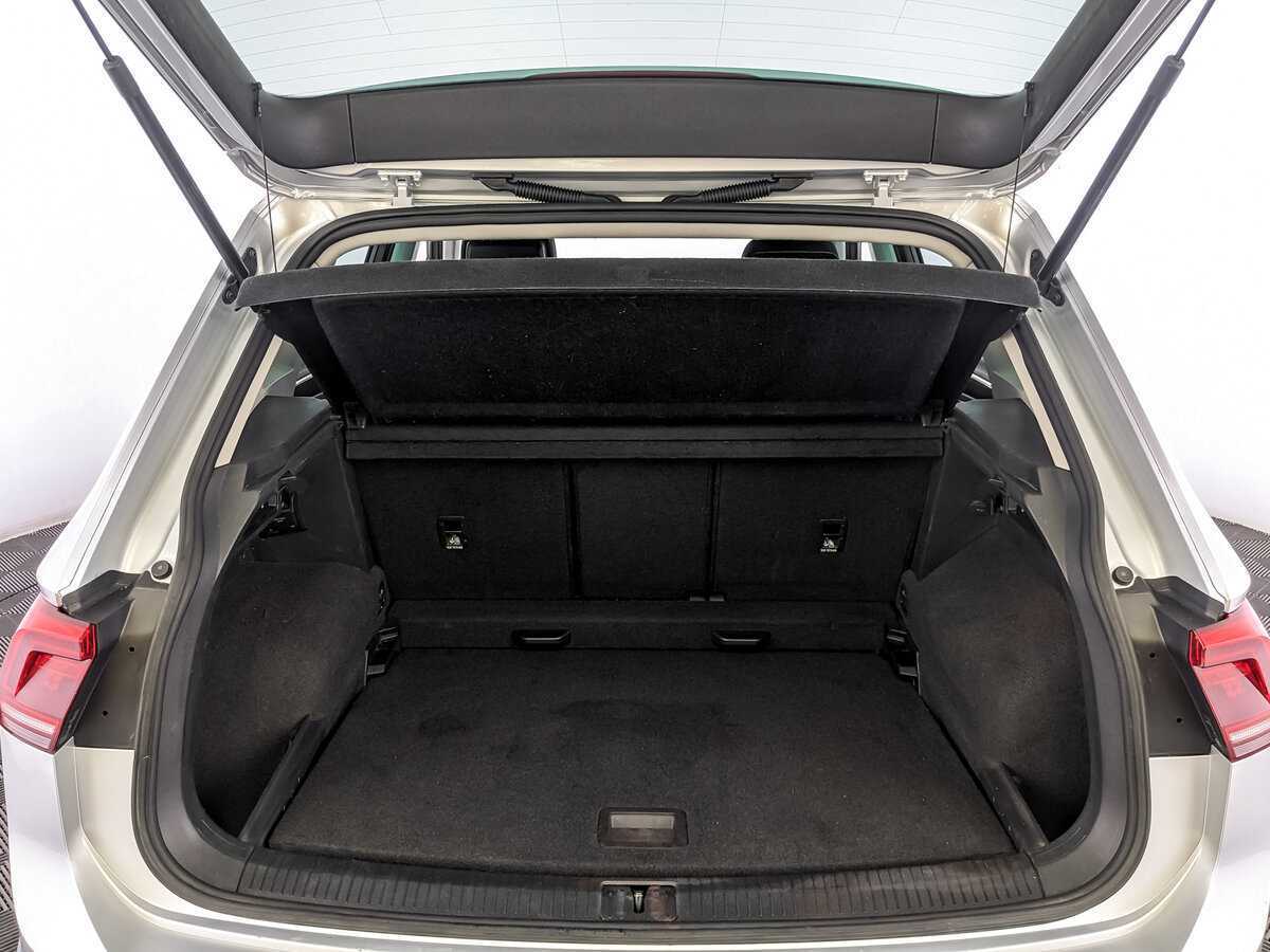 Б/У Фольксваген Тигуан 2017 года. Фото: #9