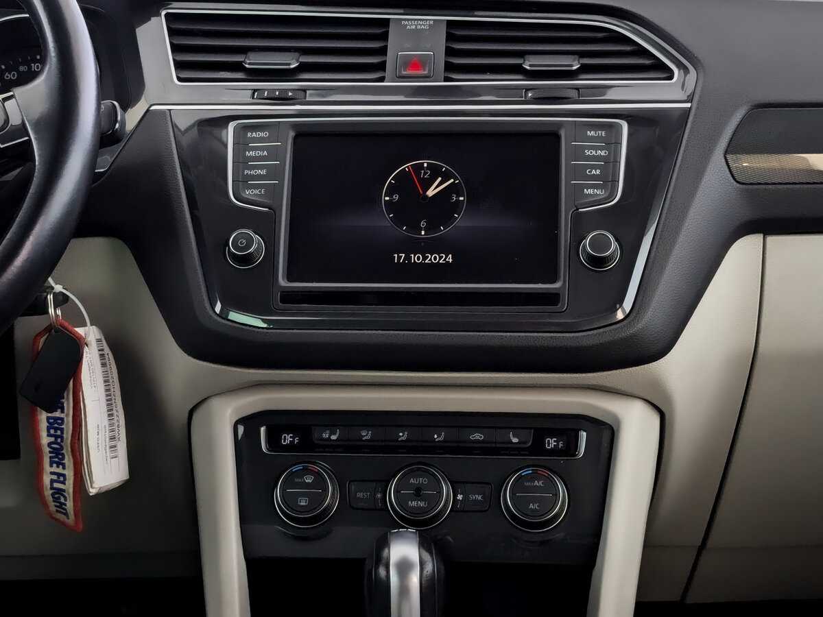 Б/У Фольксваген Тигуан 2017 года. Фото: #14