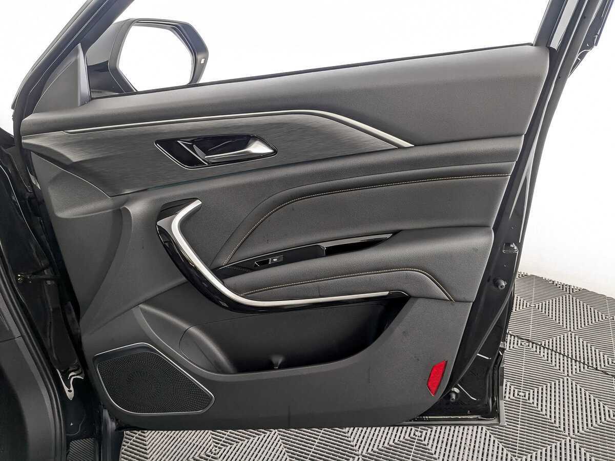 FAW Bestune T77 2022 года с пробегом. Фото: #23