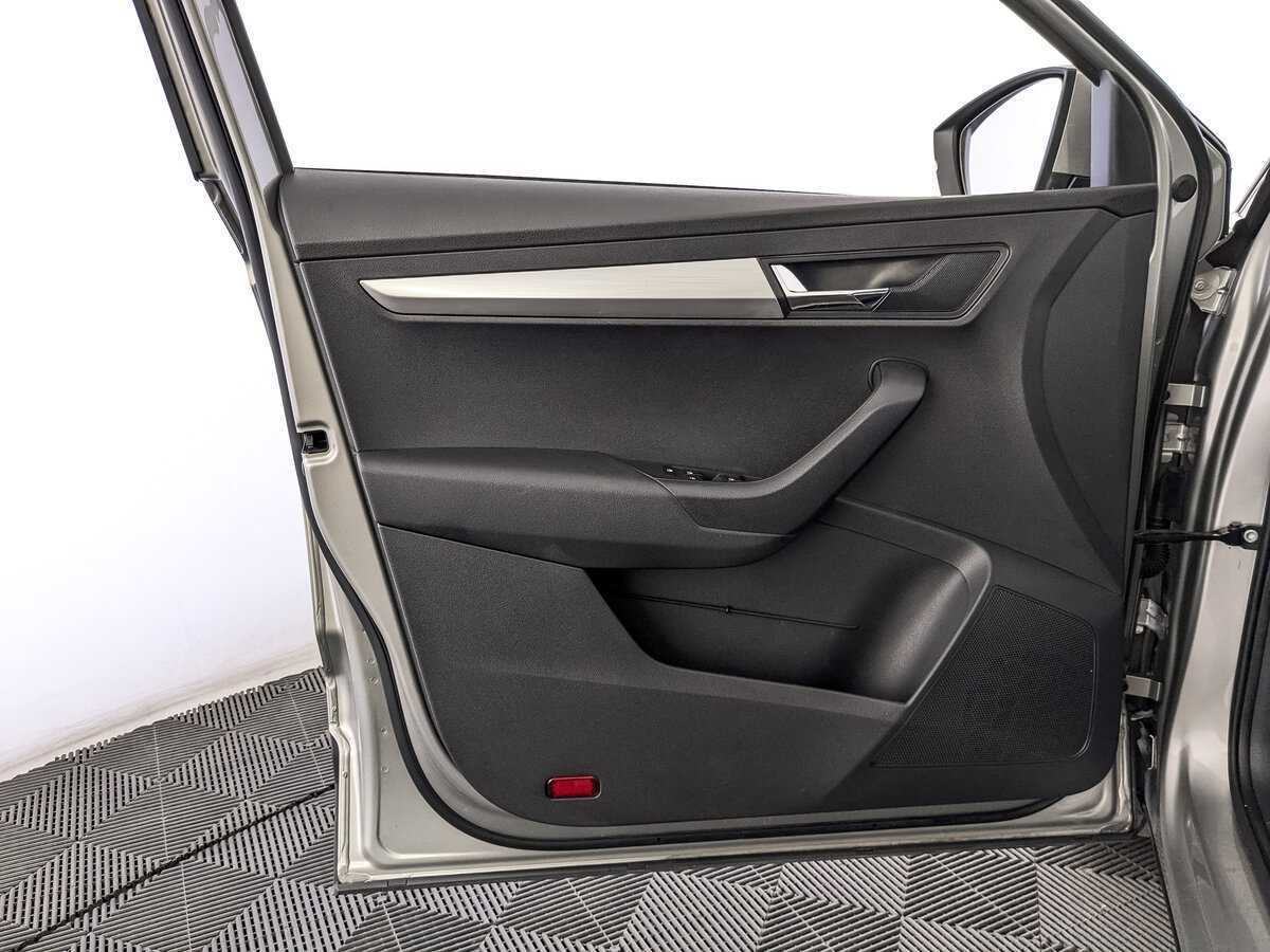 Б/У Шкода Карок 2021 года. Фото: #18