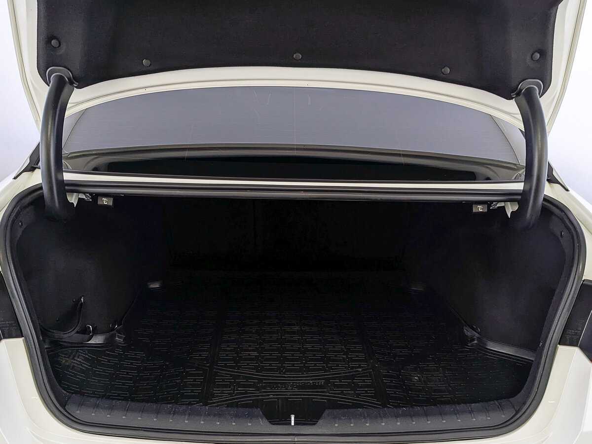 Б/У Киа Оптима 2017 года. Фото: #9