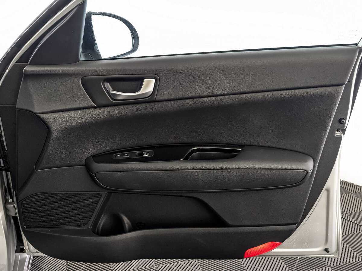 Б/У Киа Оптима 2018 года. Фото: #23