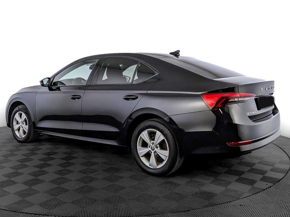 Б/У Шкода Октавия 2021 года. Фото: #6