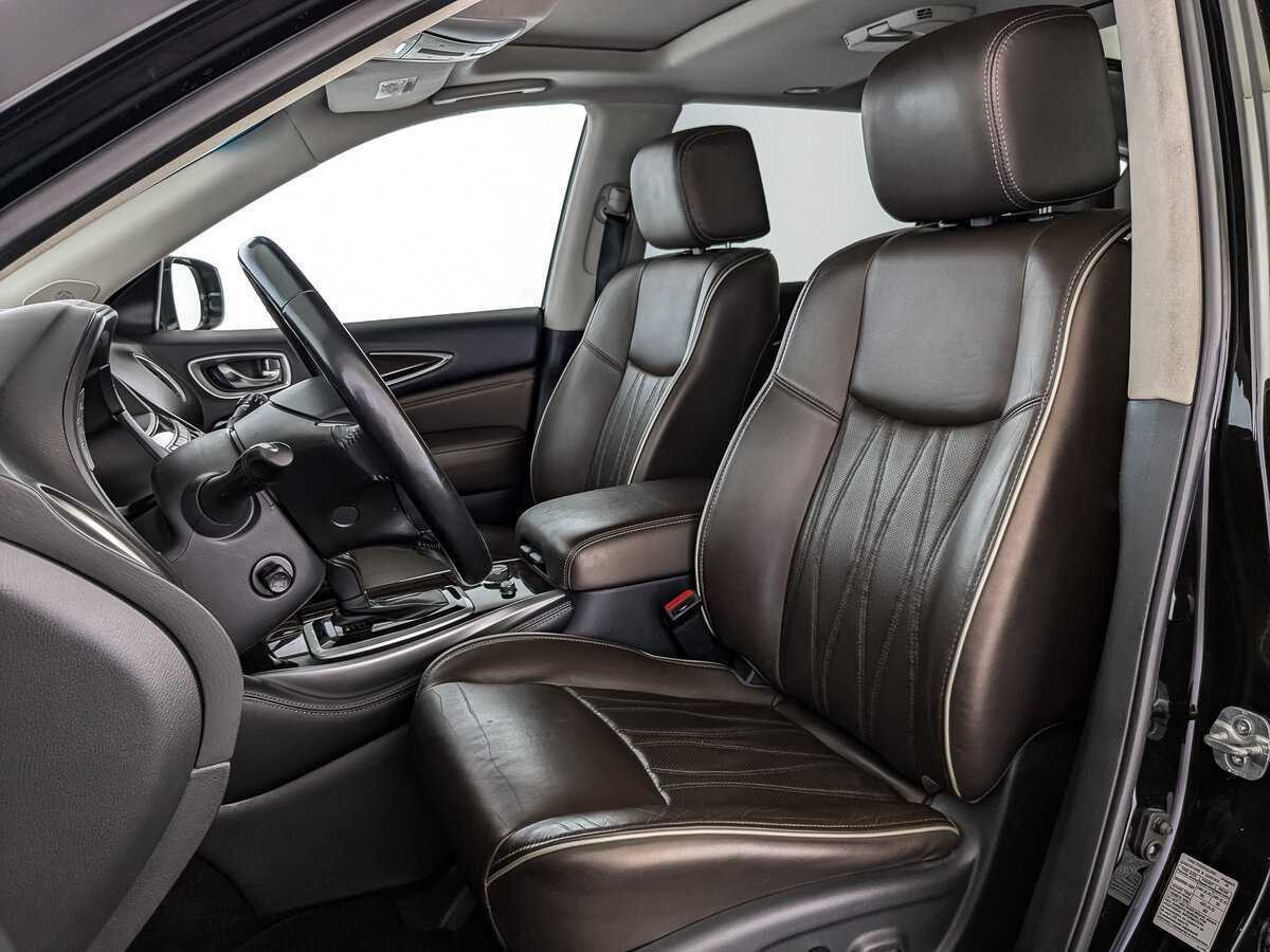 Infiniti QX60 2018 года с пробегом. Фото: #17