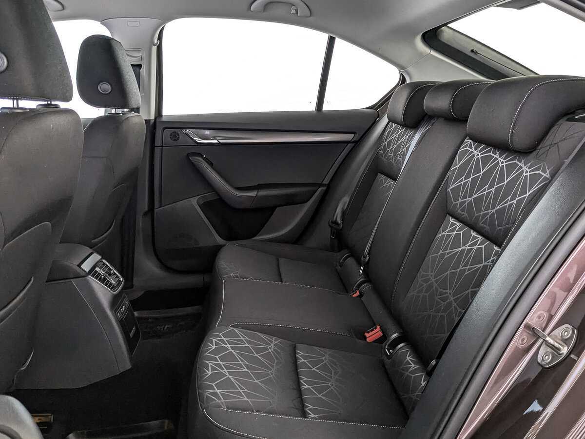 Б/У Шкода Октавия 2020 года. Фото: #15